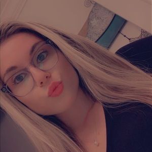 Meet your Posher, Sydney